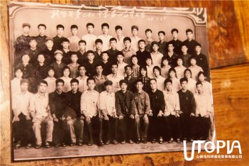 <b>高中聚会大学聚会老同学聚会,把酒言欢</b>